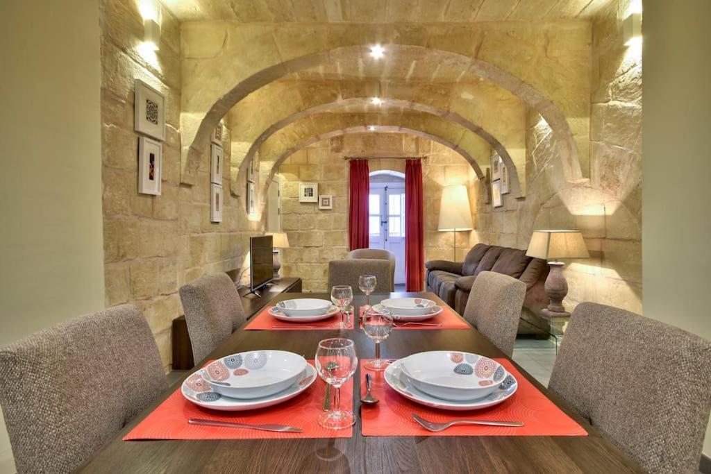Vallettastay - Orangerie Two Bedroom Apartment 201 מראה חיצוני תמונה